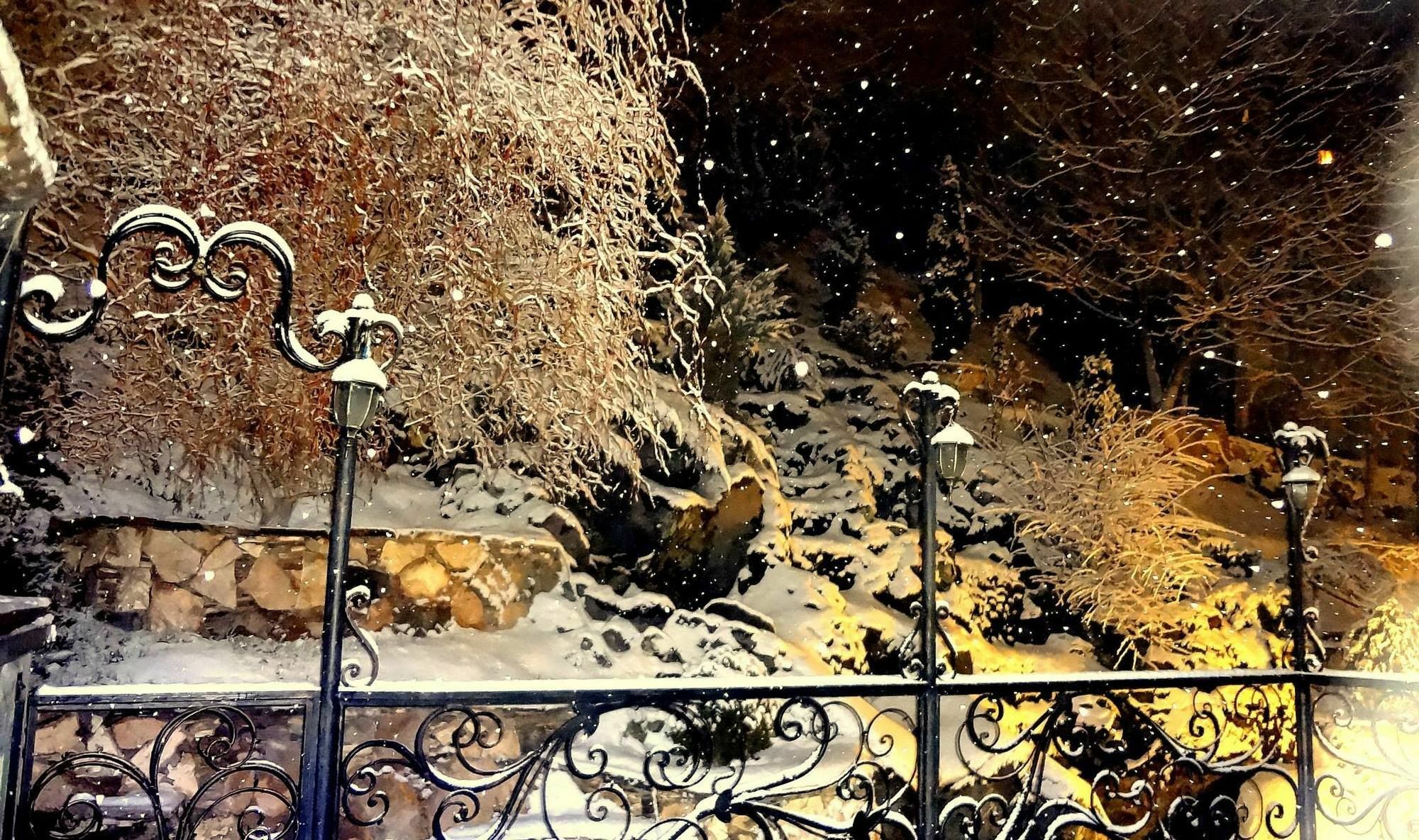 Park Avenue Hotel 耶烈万 外观 照片